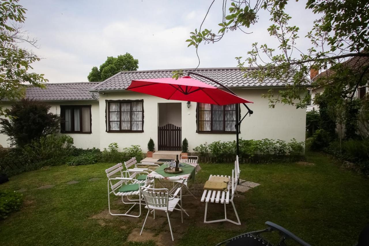 Hellenyi Apartmanok Harkány Exterior foto