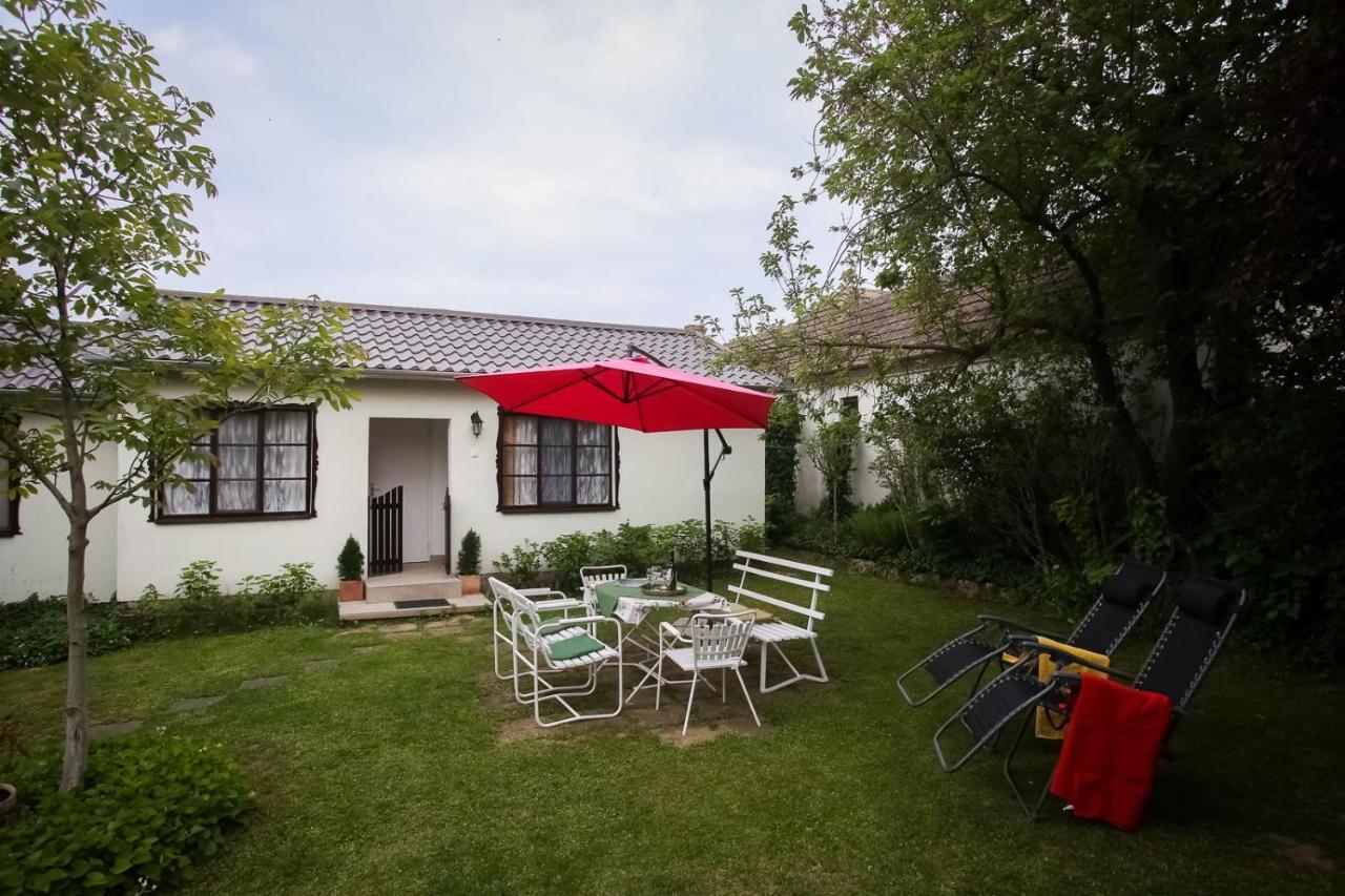 Hellenyi Apartmanok Harkány Exterior foto
