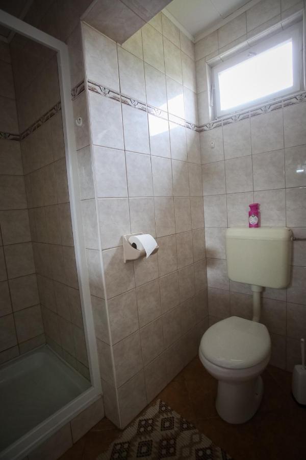 Hellenyi Apartmanok Harkány Exterior foto