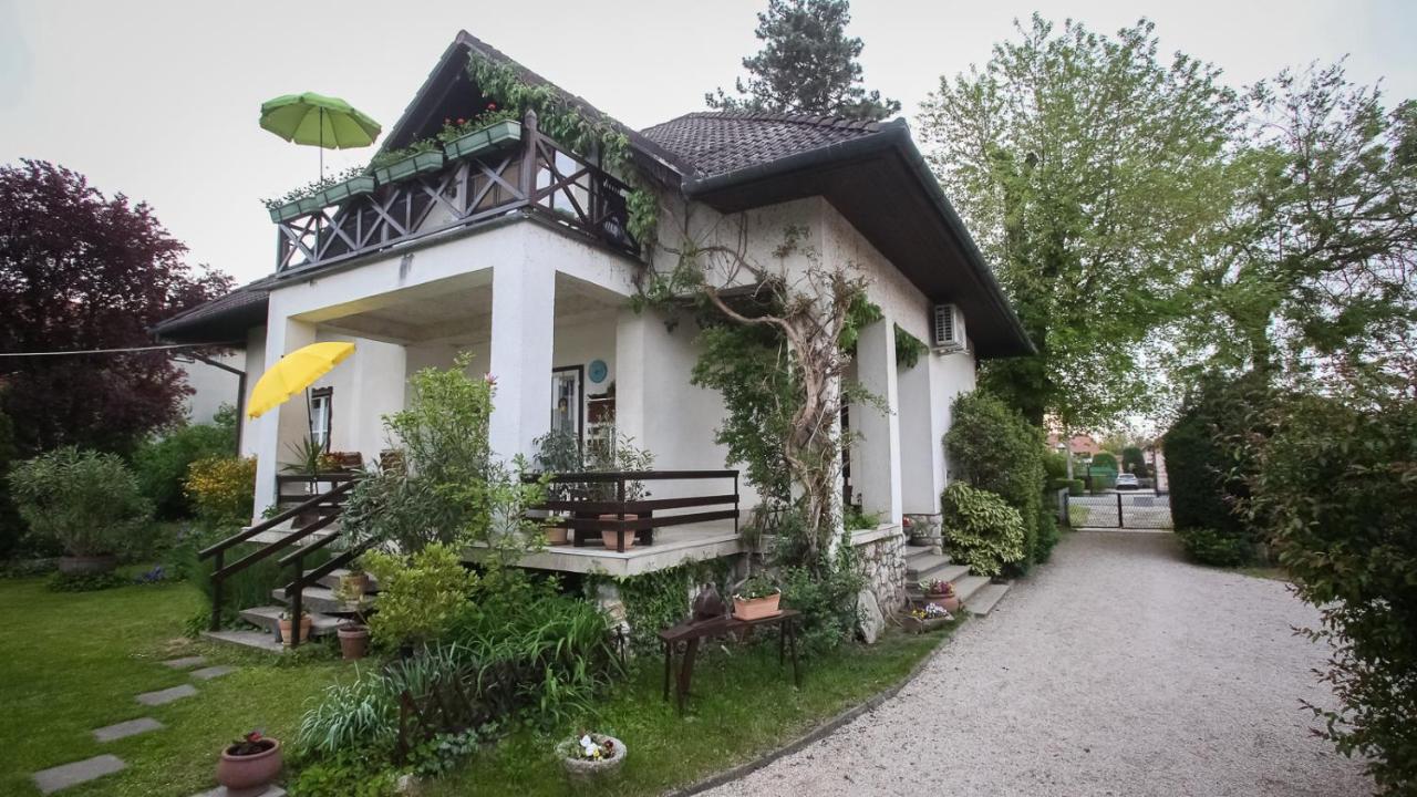 Hellenyi Apartmanok Harkány Exterior foto